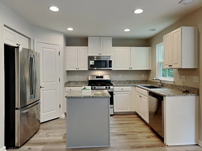 Foto principal - 946 Fairdale Ct