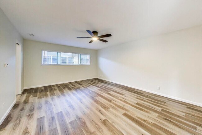 Foto del edificio - 1348 Laurel St