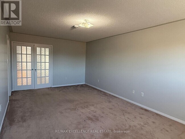 Photo du bâtiment - 6 Corvette Ct