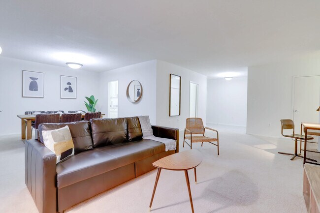 Foto del edificio - 1600 S Eads St