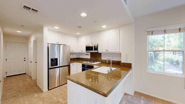 Building Photo - Beautiful 2-Bedroom Home with Resort-Style Amenities