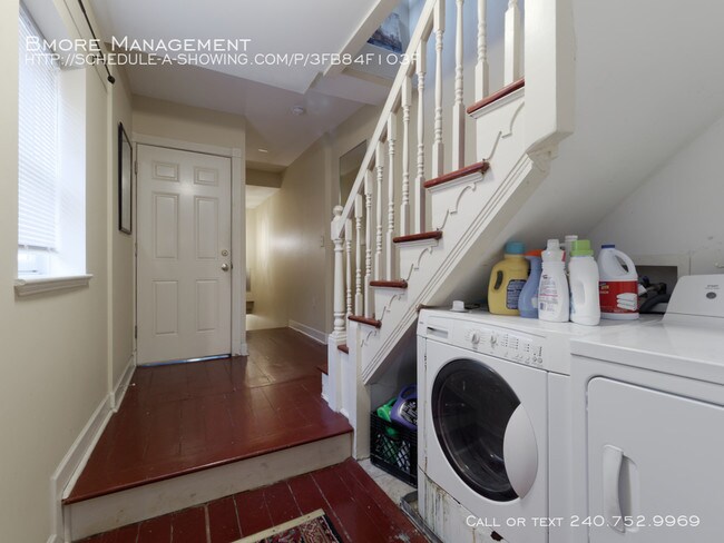 Foto del edificio - Room for Rent