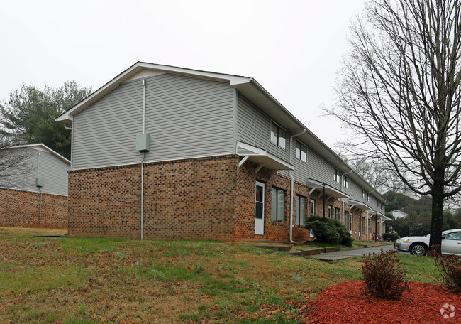 Foto del edificio - Jefferson Village Apartments