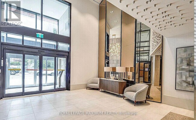 Building Photo - 2020 Bathurst St