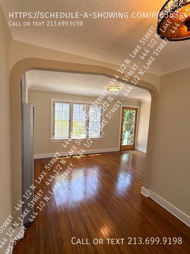 Foto del edificio - 444 1/2 N. Lake Street-