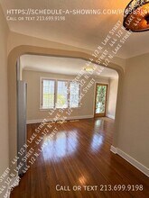 Building Photo - 444 1/2 N Lake St