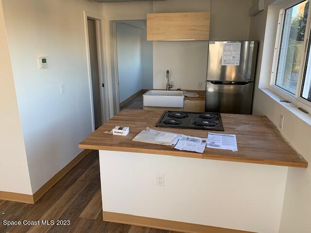 Foto del edificio - 2421 Stone St