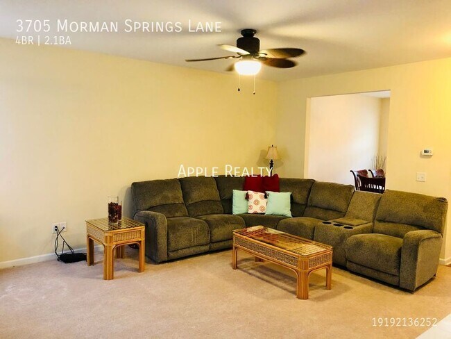 Foto del edificio - Beautiful 4 Bedroom Home Near Downtown Ral...