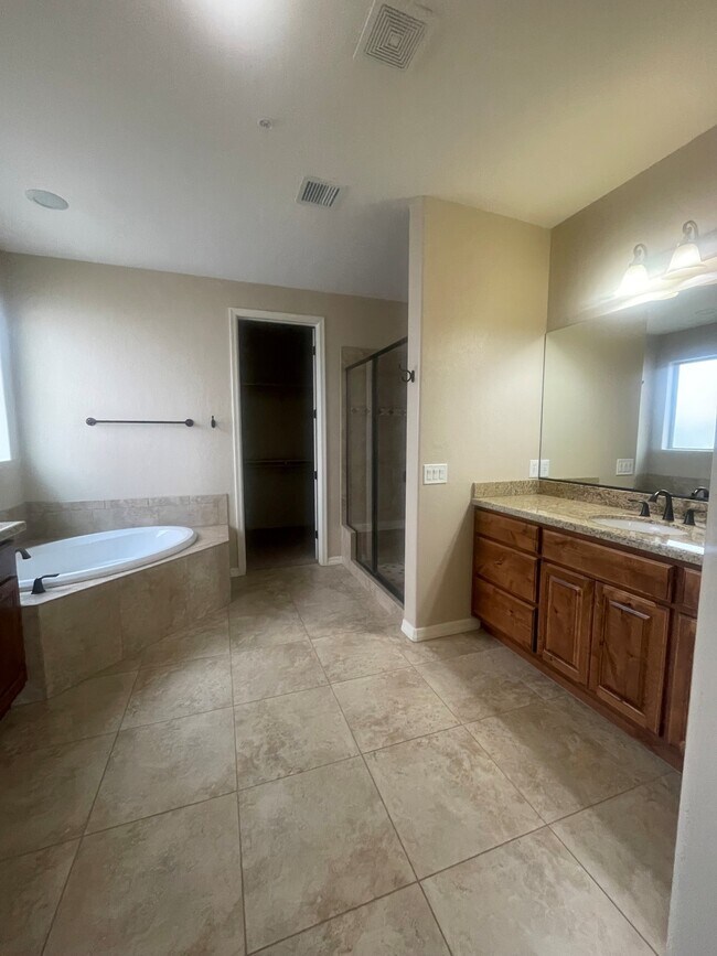 Foto del edificio - 1611 Cloudstone Dr