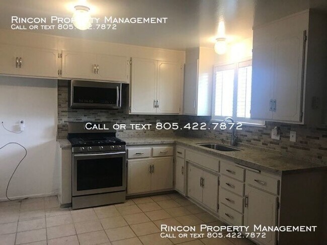 Building Photo - **Marina West-Oxnard** 3 Bedrooms, 2 baths