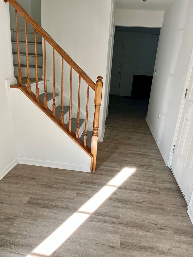 Foto del edificio - Gorgeous Spotsylvania Townhouse