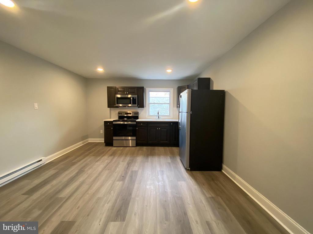 Foto principal - 21 E Price St