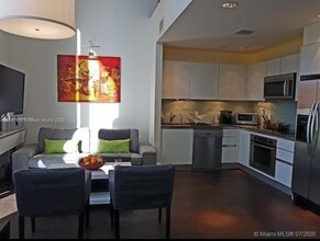 Building Photo - 1050 Brickell Ave
