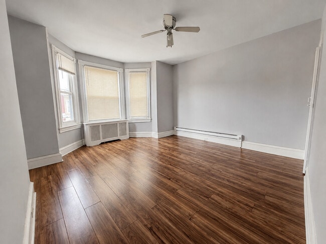 Photo - 6014 Irving St-2 Apartment