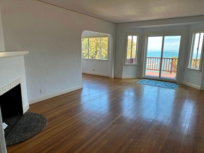 Foto del edificio - Beautiful, Pet Friendly Sausalito Cottage ...