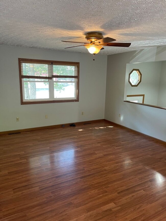 Foto del edificio - Available December 21st! SPACIOUS & PET FR...