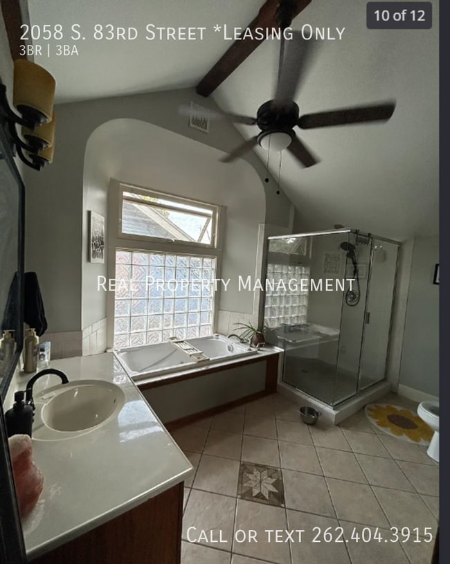 Foto del edificio - 2058 S 83rd St