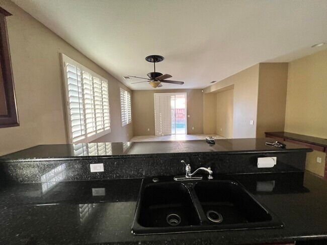 Foto del edificio - 50342 San Capistrano Dr