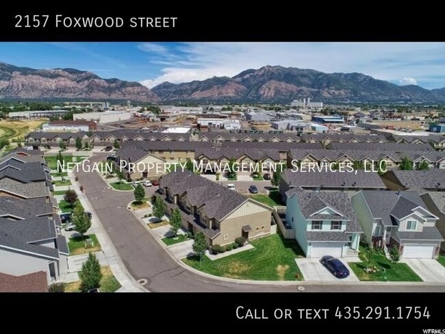 Building Photo - 2157 Foxwood St