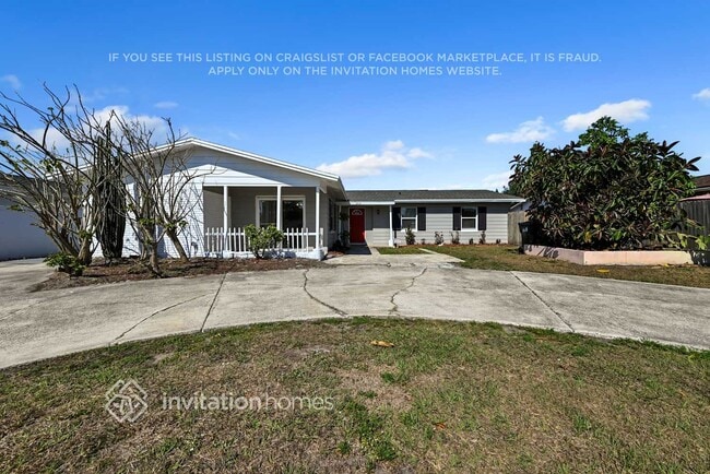 Building Photo - 6914 Voltaire Dr