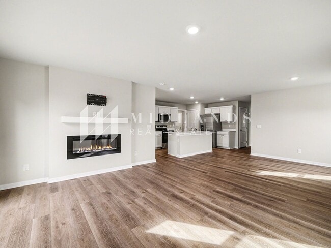 Building Photo - Ranch in Gretna Schools