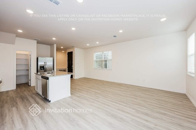 Building Photo - 6467 Blue Trl