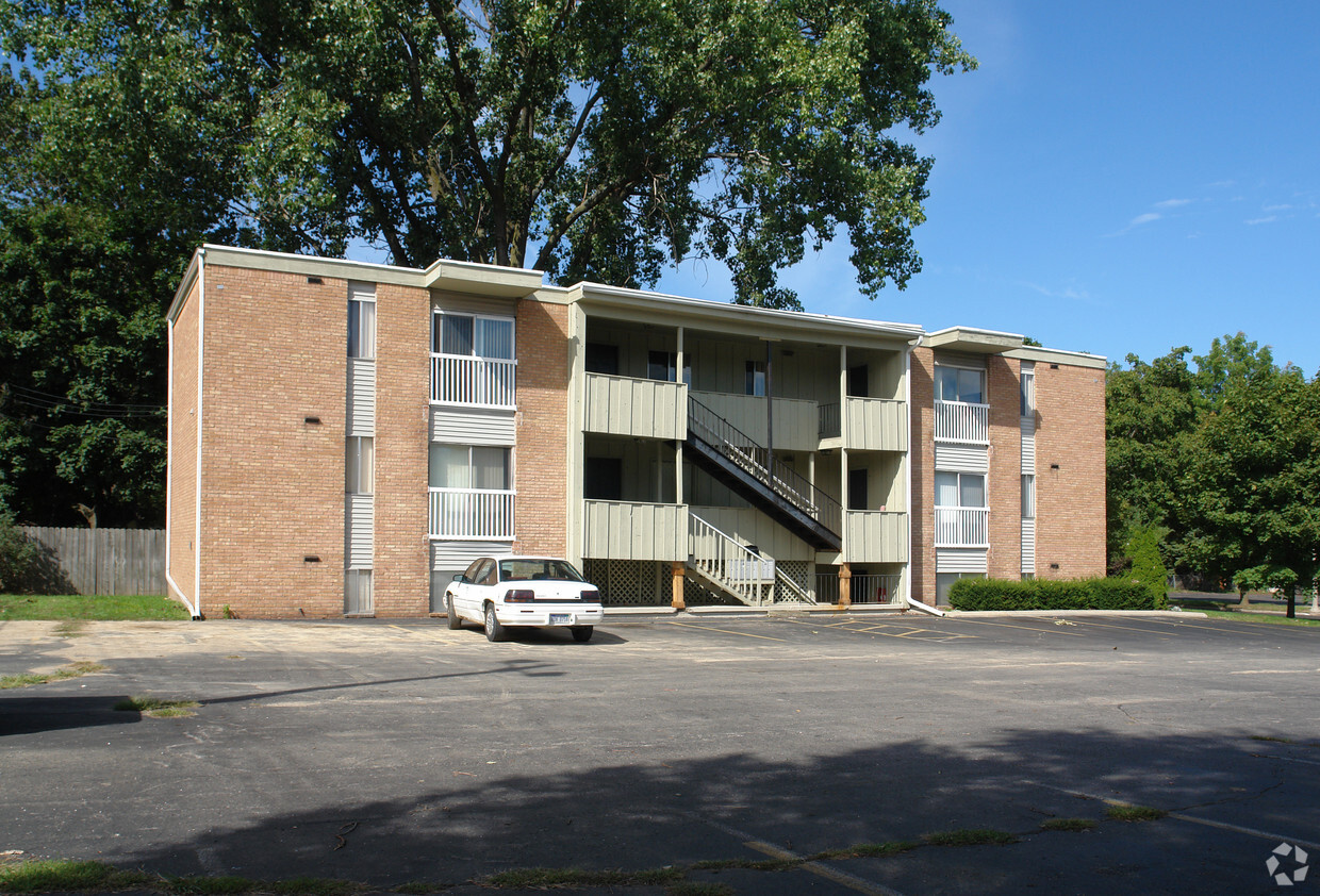 Primary Photo - Alpha Street Apartments