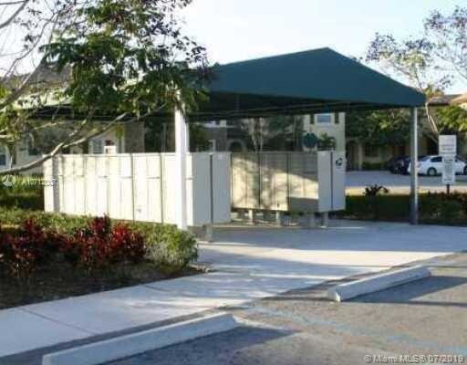 Foto del edificio - 1595 NE 33rd Rd  108-3