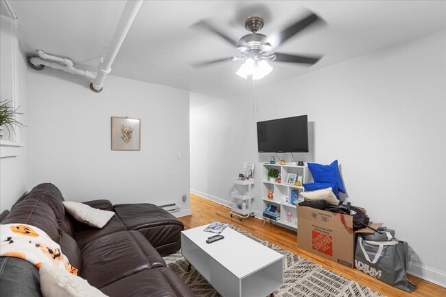 Foto del edificio - 442 W Arlington Pl