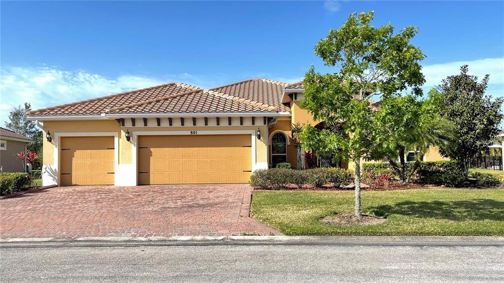 Foto principal - 801 San Raphael St
