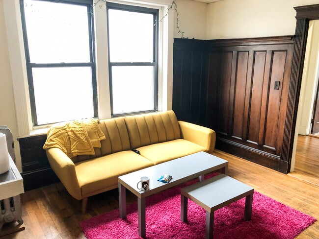 Foto del edificio - 1056 Commonwealth Ave