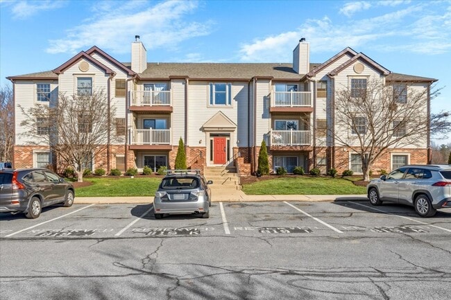 Building Photo - 819 Stratford Way