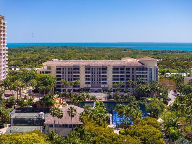 Building Photo - 765 Crandon Blvd