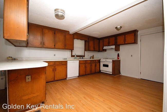 Building Photo - 3 br, 2 bath House - 1717 Tommy's Rd.
