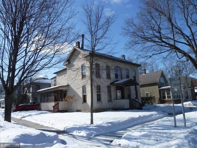 Single apartments in mankato mn