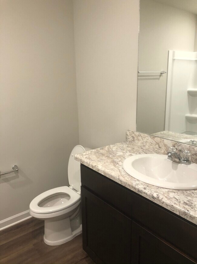 Foto del edificio - 23172 Rosa Blvd