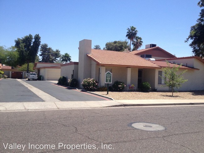 Building Photo - 15215 N 25th Dr