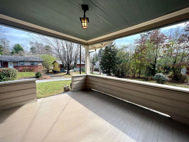 Building Photo - 41 Lanvale Ave