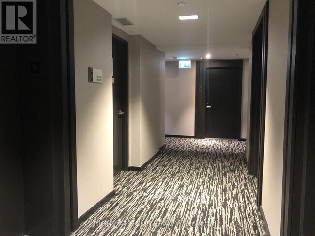 Photo du bâtiment - 501 Yonge St