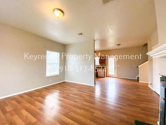 Foto del edificio - 3 Bed | 1.5 Bath in Central Tulsa!