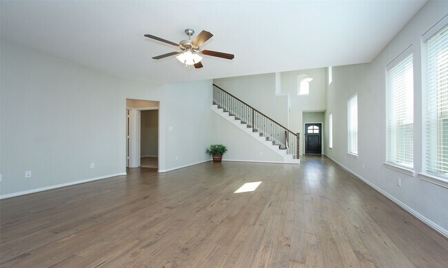 Foto del edificio - 177 Emory Birch