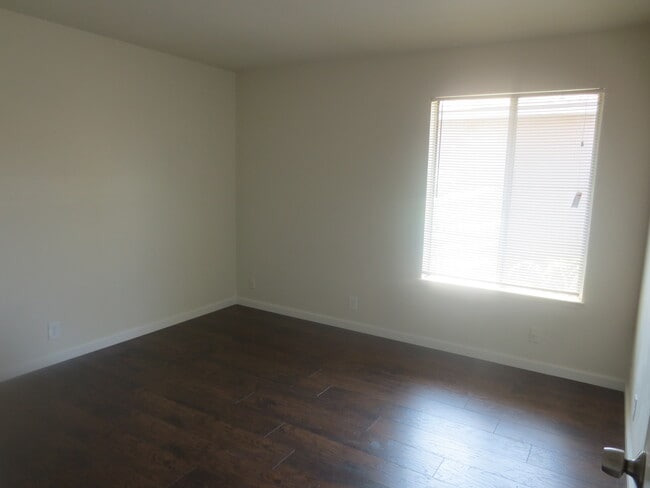 Foto del edificio - 420 E Rose St