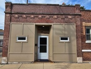 Building Photo - 5401 W 22nd Pl