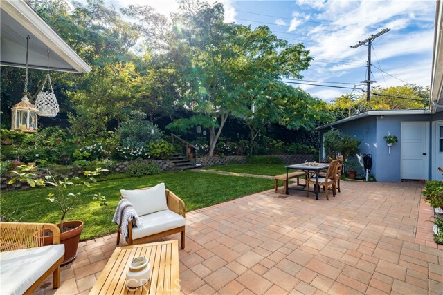 Building Photo - 301 Via Linda Vista