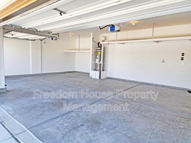 Foto del edificio - 3575 E Wallowa Dr
