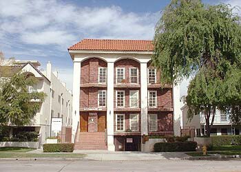Building Photo - 11113 Camarillo St