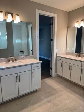 Foto del edificio - 3012 Polaris Dr