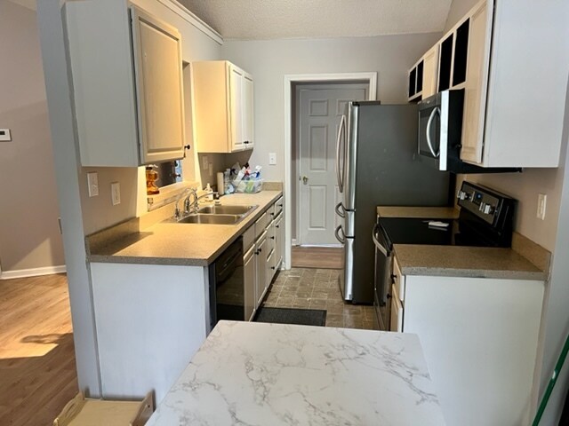 Foto del edificio - 624 Sadler Glen Dr