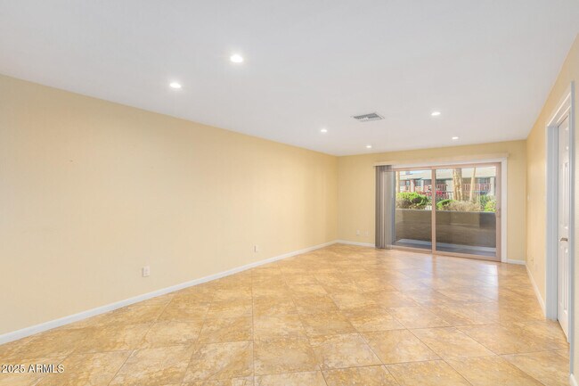 Foto del edificio - 4354 N 82nd St