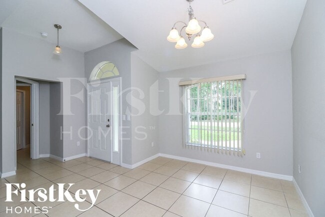 Foto del edificio - 9041 Irving Rd